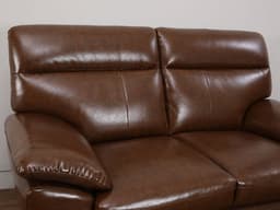 โซฟาหนัง PVC-bicast  2 ที่นั่ง รุ่นอาคีโอะ  - สีน้ำตาลเข้ม