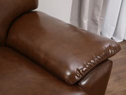 โซฟาหนัง PVC-bicast  2 ที่นั่ง รุ่นอาคีโอะ  - สีน้ำตาลเข้ม